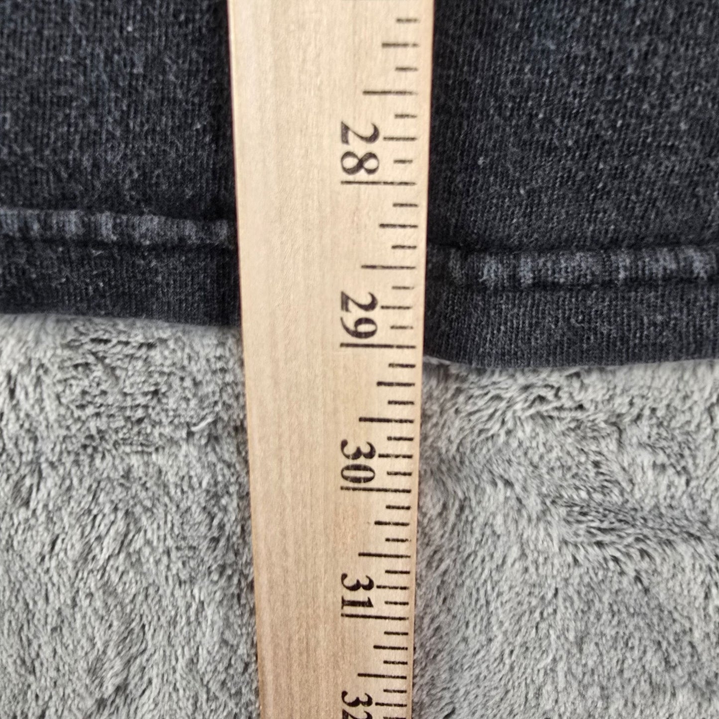 Distressed 2000s Black Kanye West Dragon Mask Purple Dragon T-Shirt (XXL)