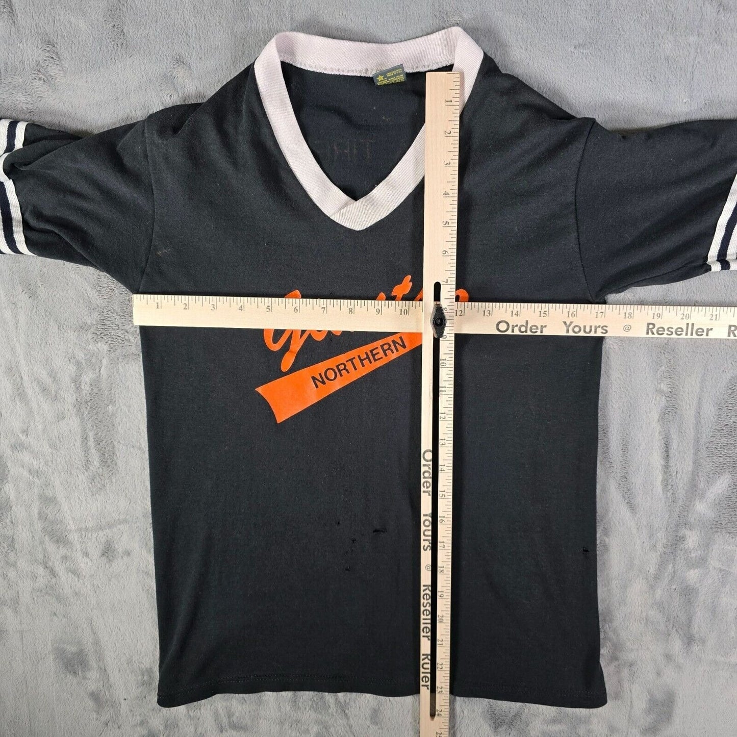 Vintage 1980s Distressed Northern Giants Tonka Tire Co. #15 Baseball Jersey (XS)