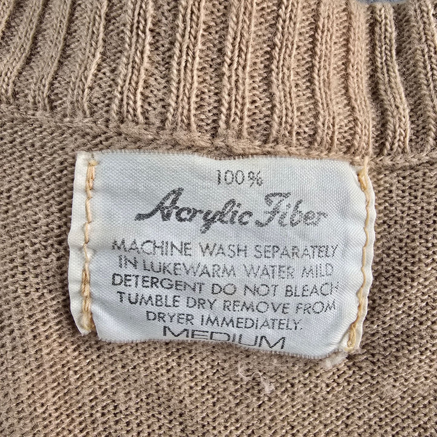 Vintage 1970s Men's Camel V-Neck Acrylic Textured Knit Sweater Vest (S)