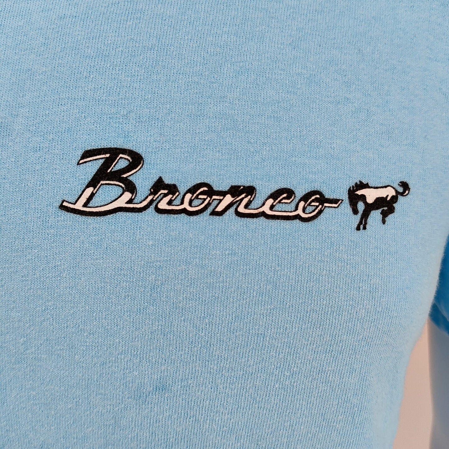 Wright & Ditson Ford Bronco Blue Graphic T-Shirt (Large) *FLAWS*