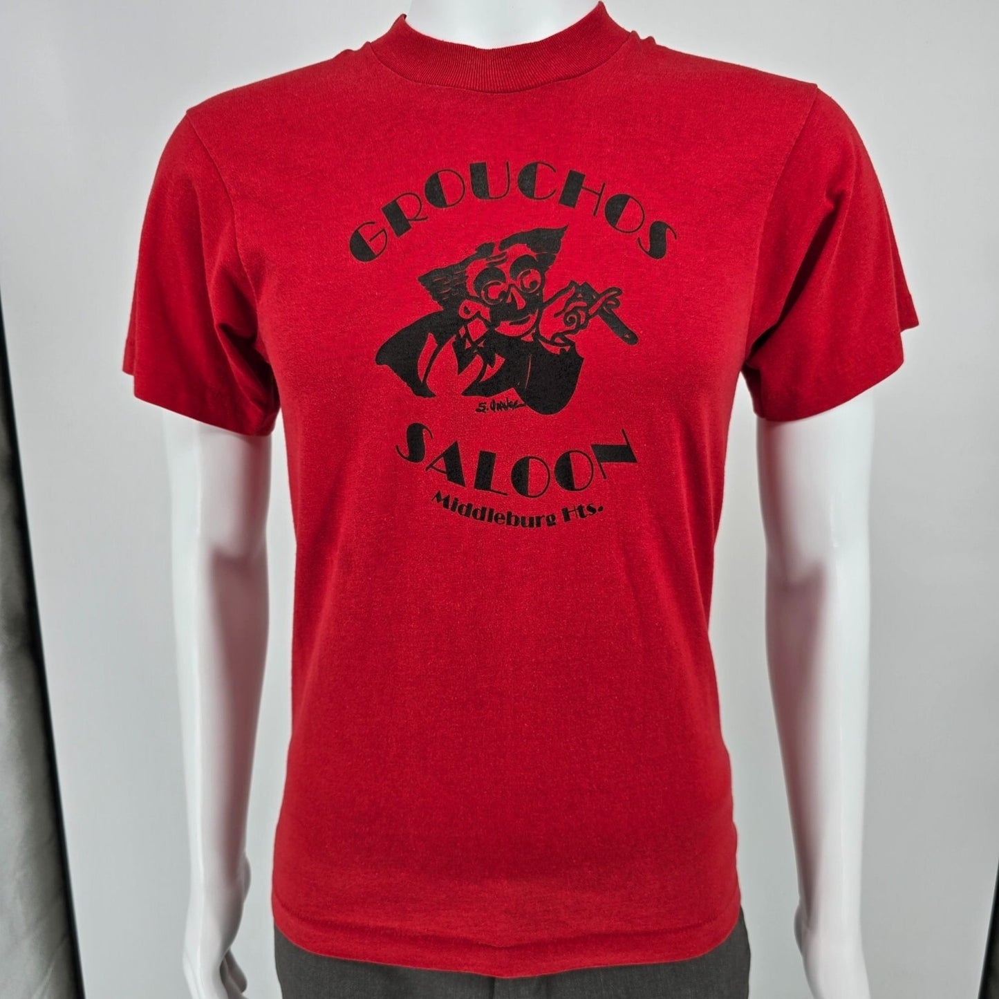 Vintage 1980s Red Groucho's Saloon Middleburg Heights Ohio #23 T-Shirt (S)
