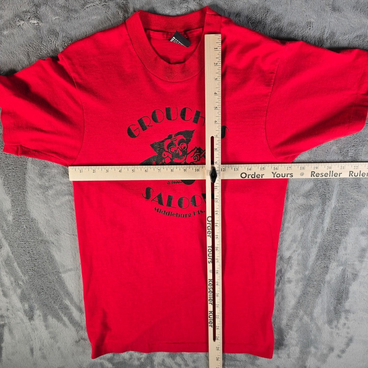Vintage 1980s Red Groucho's Saloon Middleburg Heights Ohio #23 T-Shirt (S)