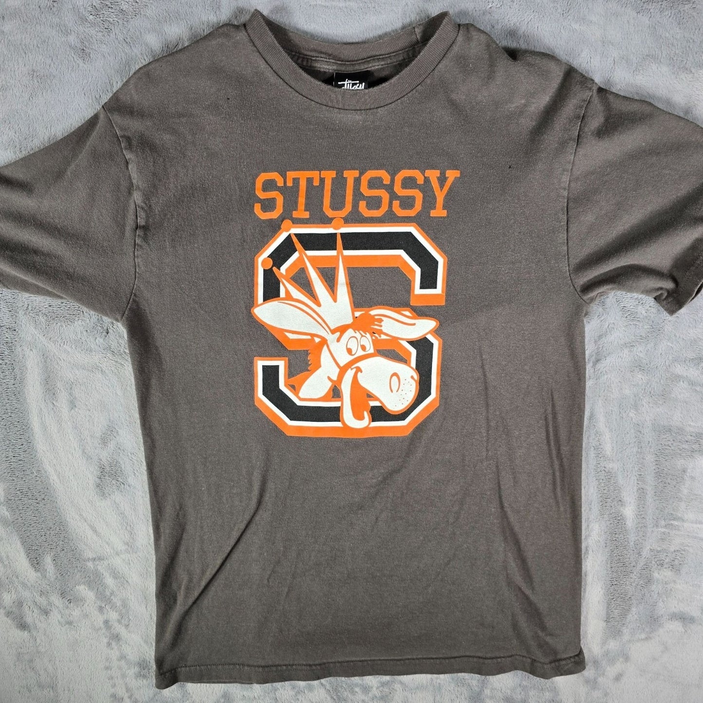 Distressed 2010s Stüssy Crowned Donkey Big A** Gear Graphic Logo T-Shirt (M)