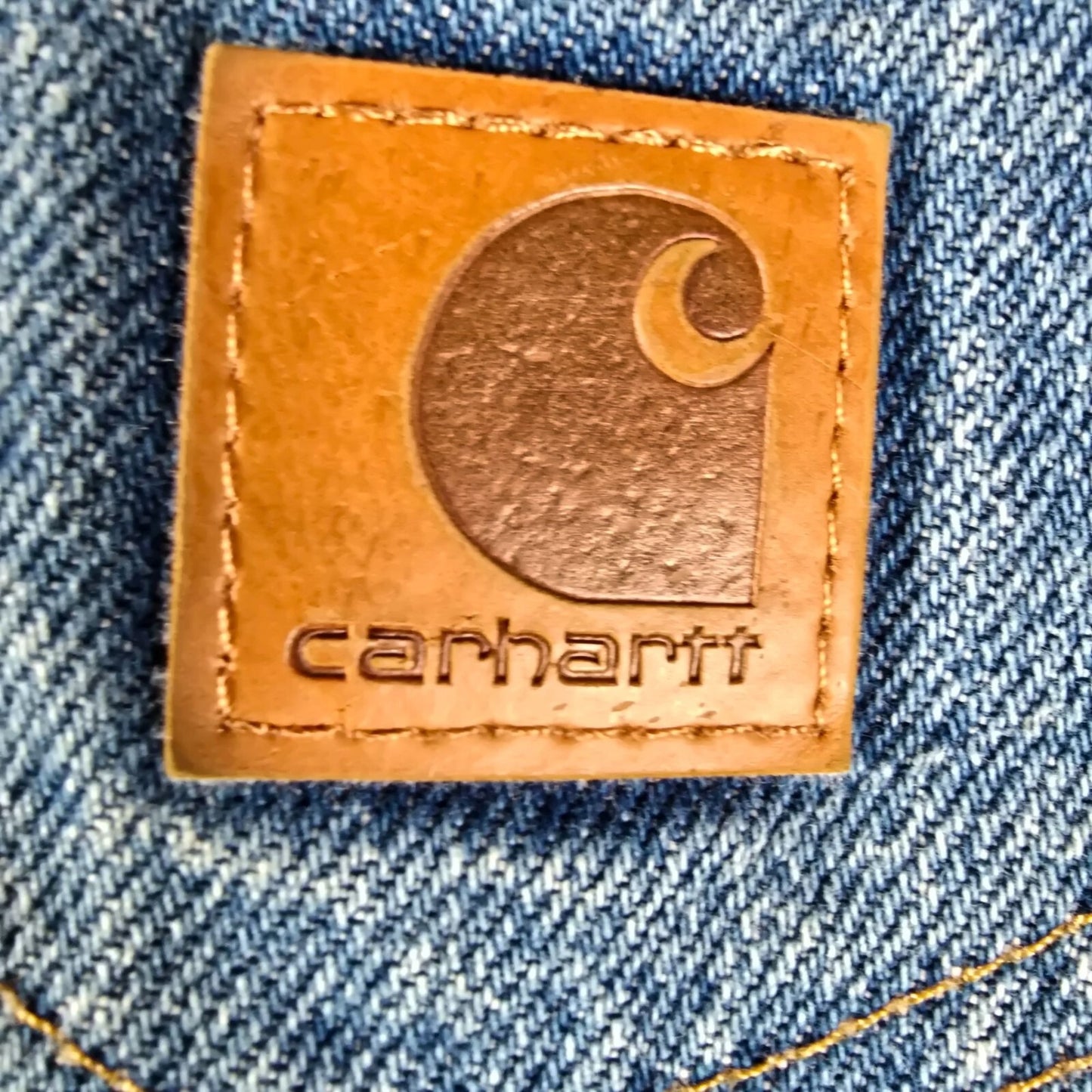 2021 Distressed Carhartt Mens #B17 Relaxed Fit Taper Leg Darkstone Jeans (33x31)