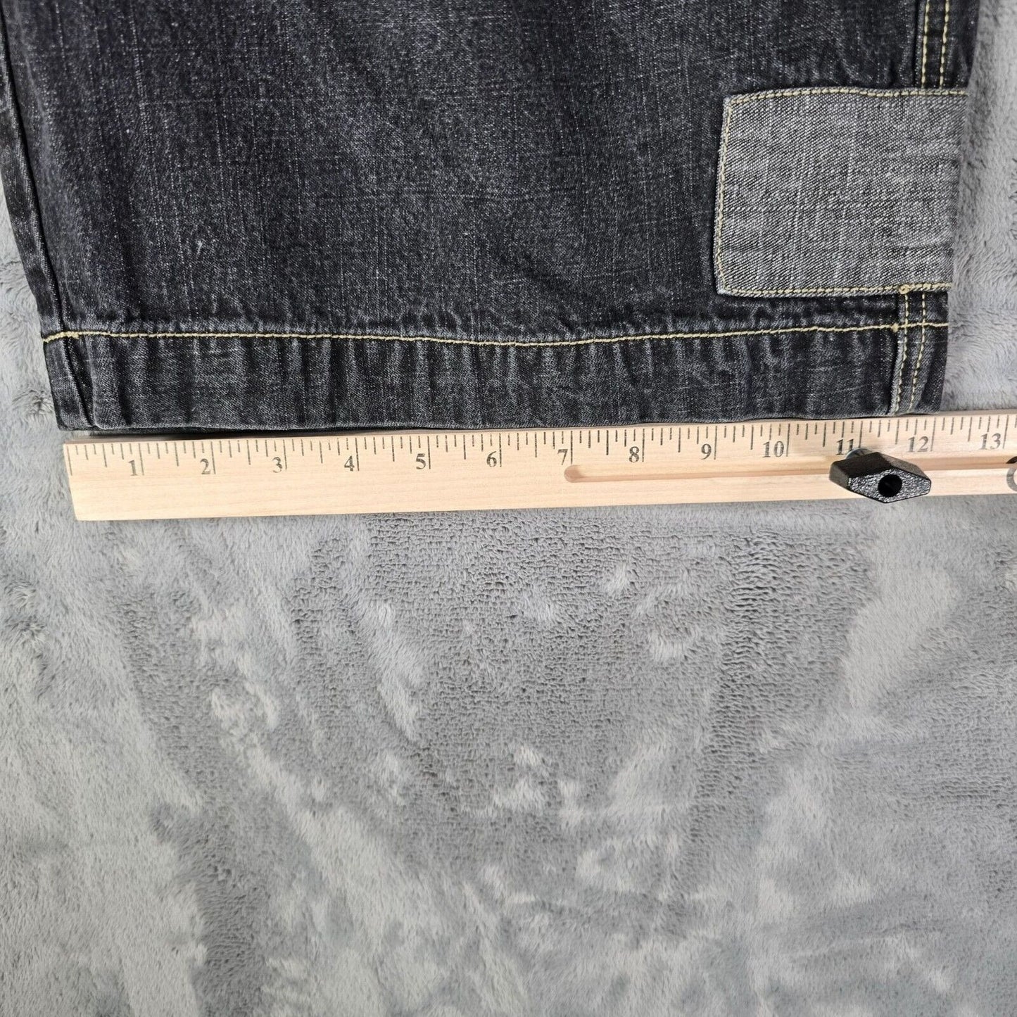 Vintage Y2K Streetwear Karl Kani Mens Baggy Black Denim Jean Shorts (38)