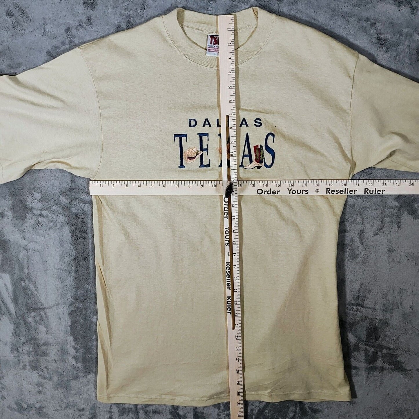TSC West Heavy Weight Vintage Embroidered Dallas Texas Beige Graphic T-Shirt (L)