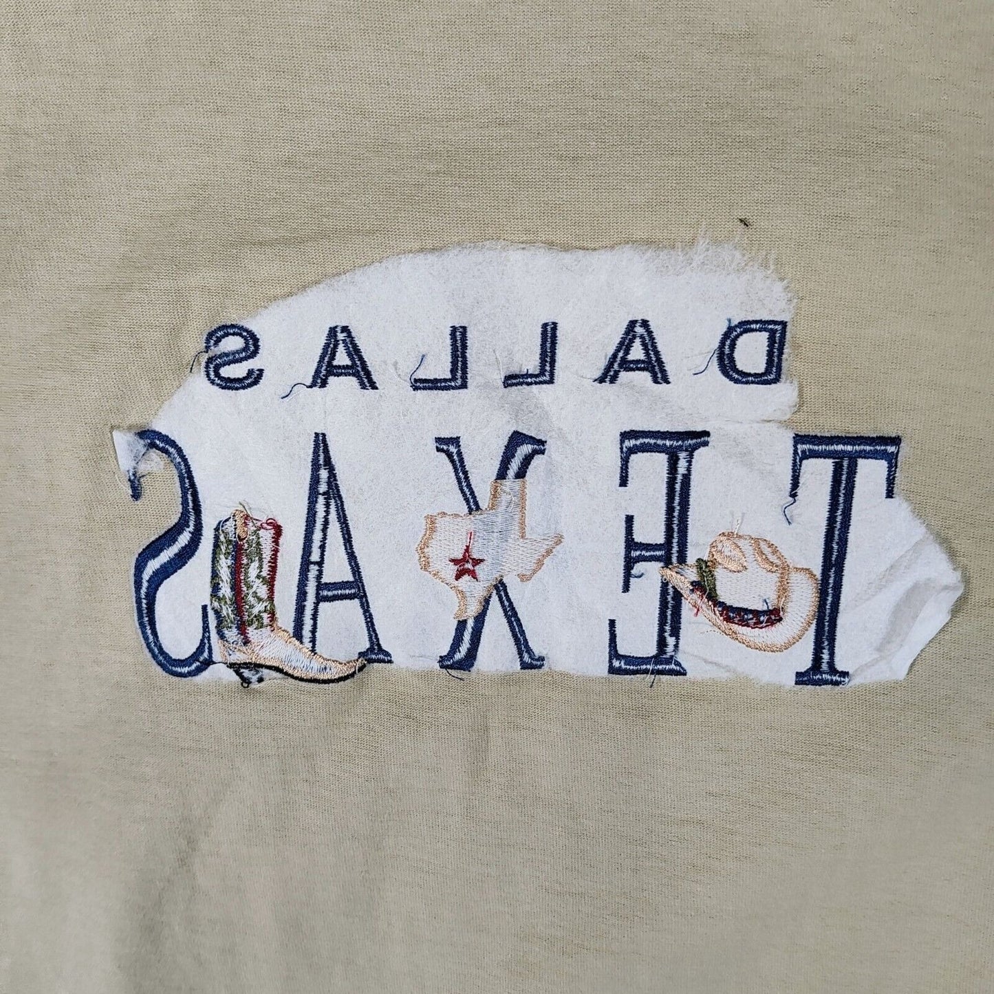 TSC West Heavy Weight Vintage Embroidered Dallas Texas Beige Graphic T-Shirt (L)