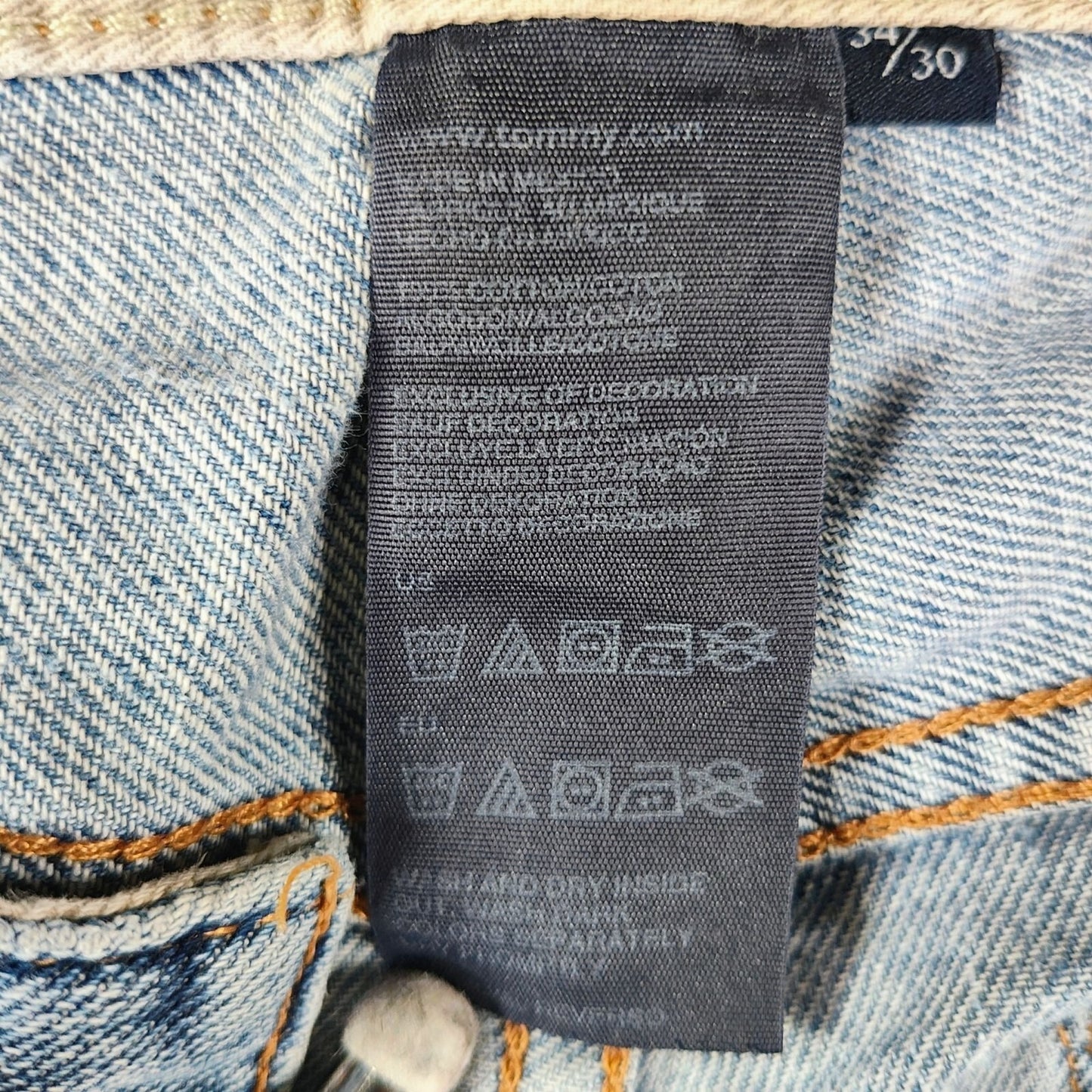 Tommy Hilfiger 2007 Men's Freedom Fit Light Blue Denim Jeans (34x30)