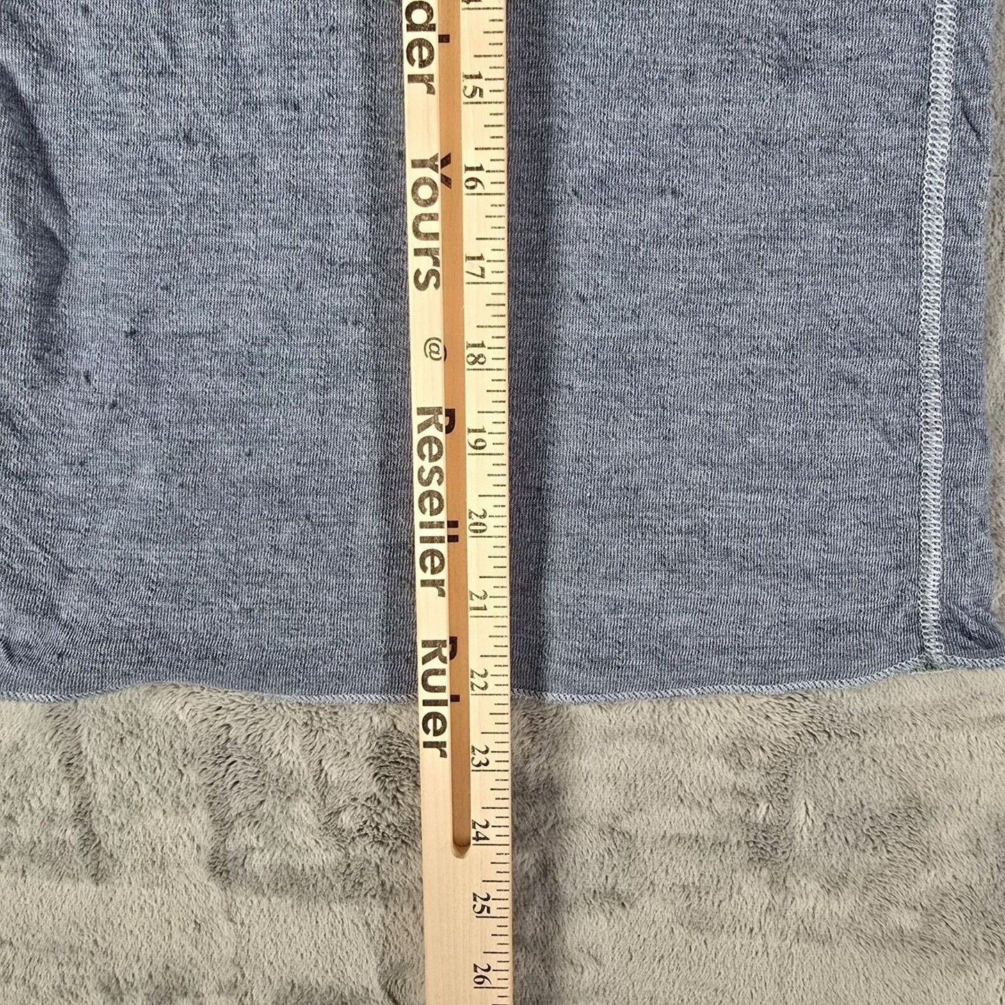 Distressed Vintage 1980s Women's Blue/Grey Lined Thermal Long Sleeve Shirt (XXS)