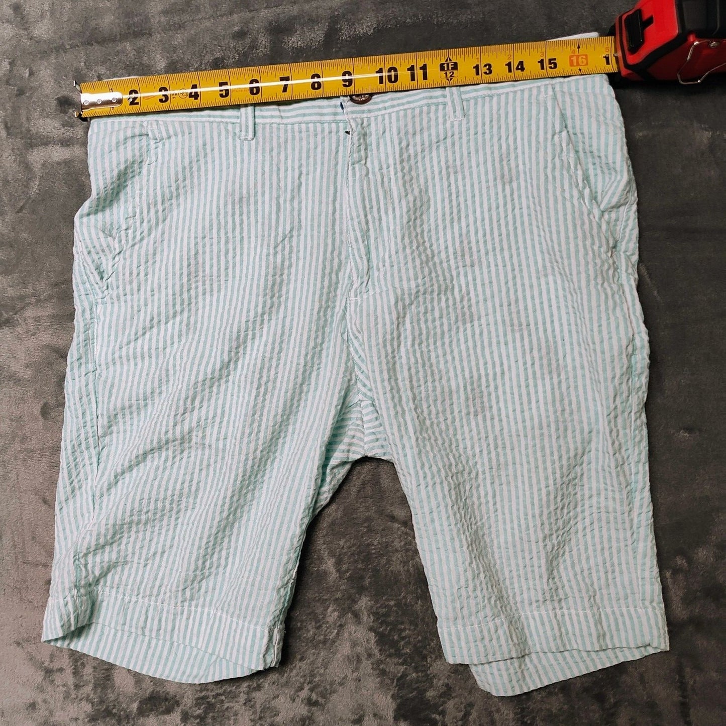 Hudson & Barrow Fair Aqua HB-7037133 Seersucker Shorts 9" Inseam (Size 30)