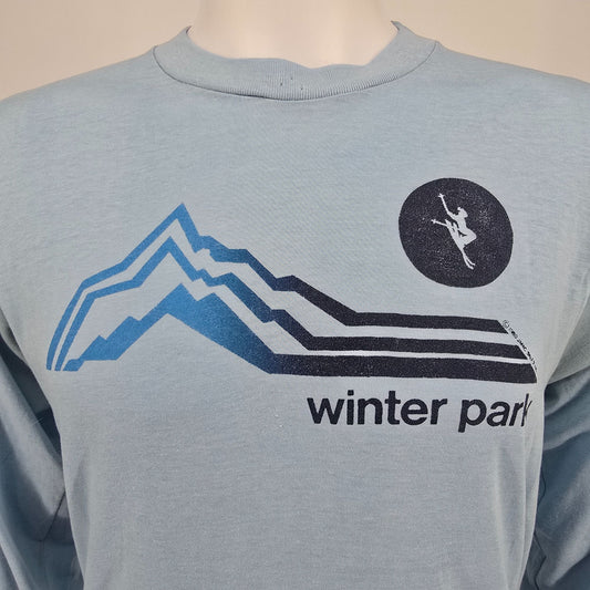Distressed Vintage 1980s Winter Park Colorado Ski Resort Long Sleeve T-Shirt (M)