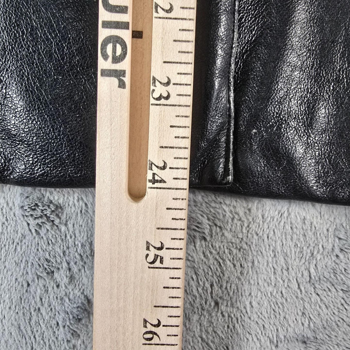 Vintage Y2K/Early 2000s Lee-Cobb Fitted Black Leather Blazer Jacket (Small)