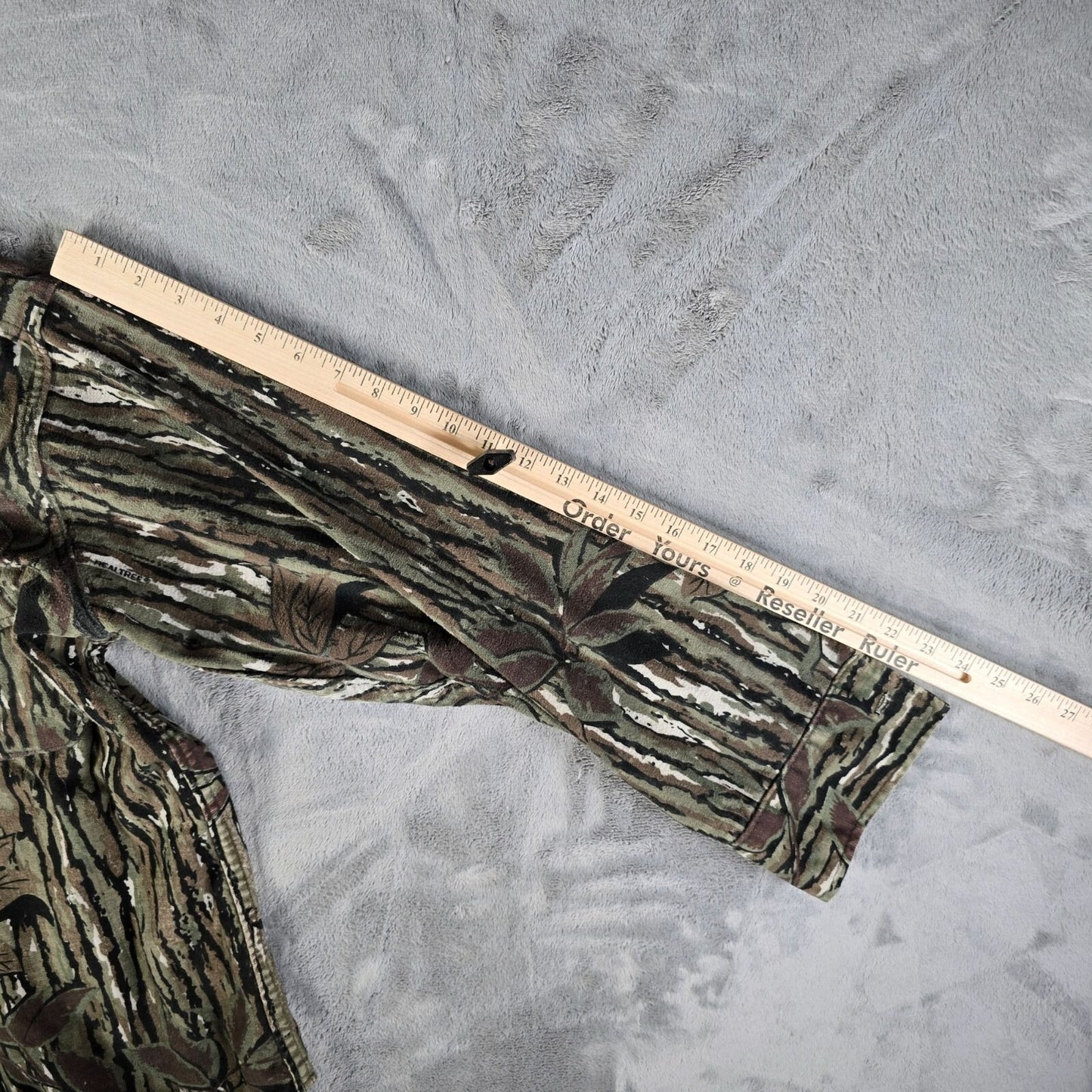 Vintage 1990s Cabela's Realtree Camouflage Made in USA Flannel Shirt Jacket L/XL