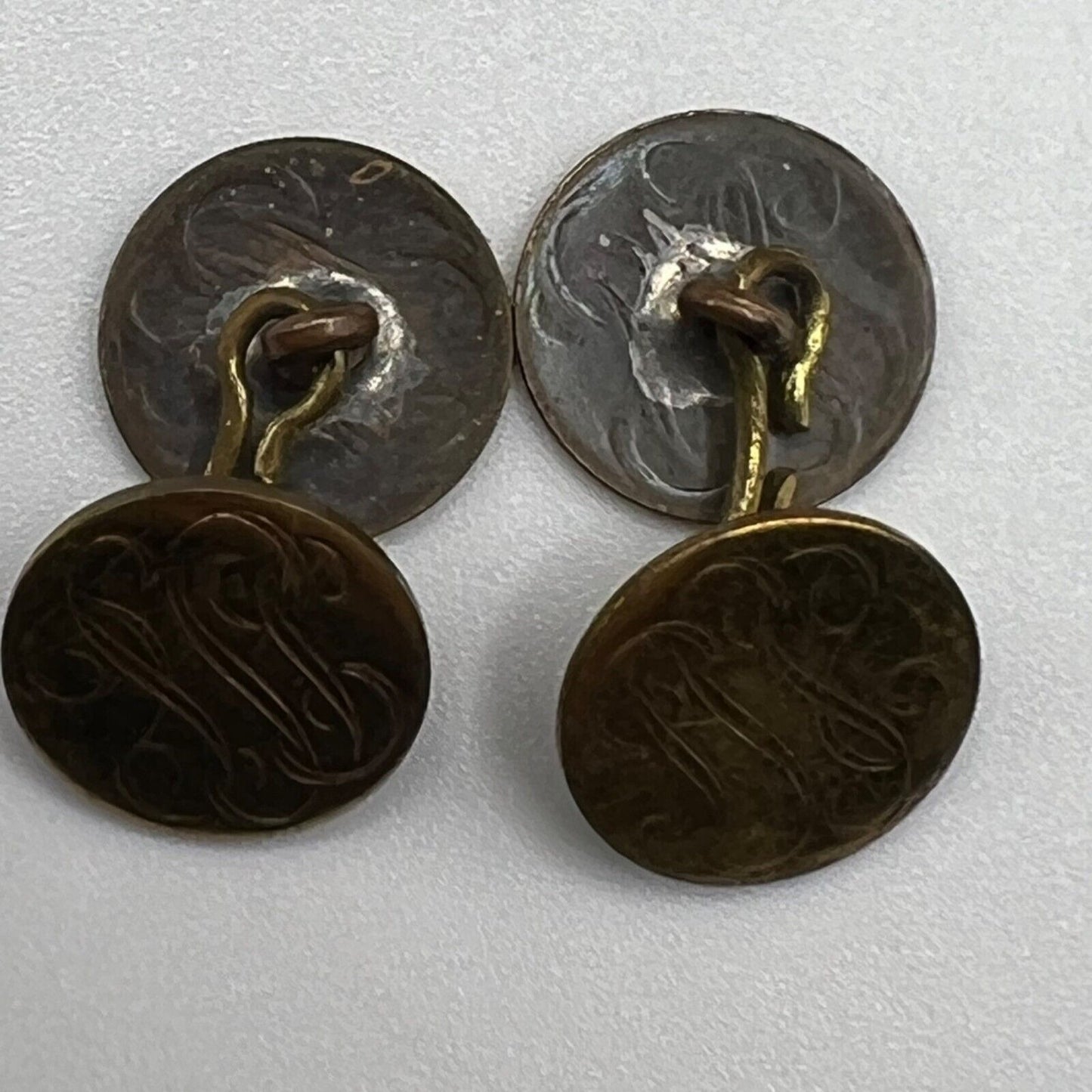 Vintage Unmarked Art Deco Aesthetic Gold-tone Chain Link Engraved Motif Cufflinks