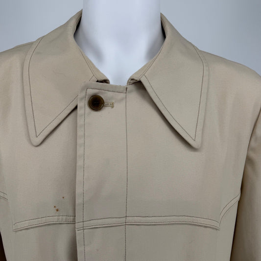 Vintage 1970s London Fog Maincoats Men's Light Tan Western Yoke Raincoat (46R)