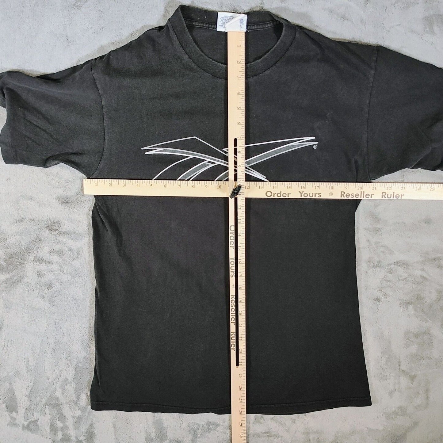 Vintage 1990s Single Stitch Reebok Vector Logo Made in USA Black T-Shirt (L)