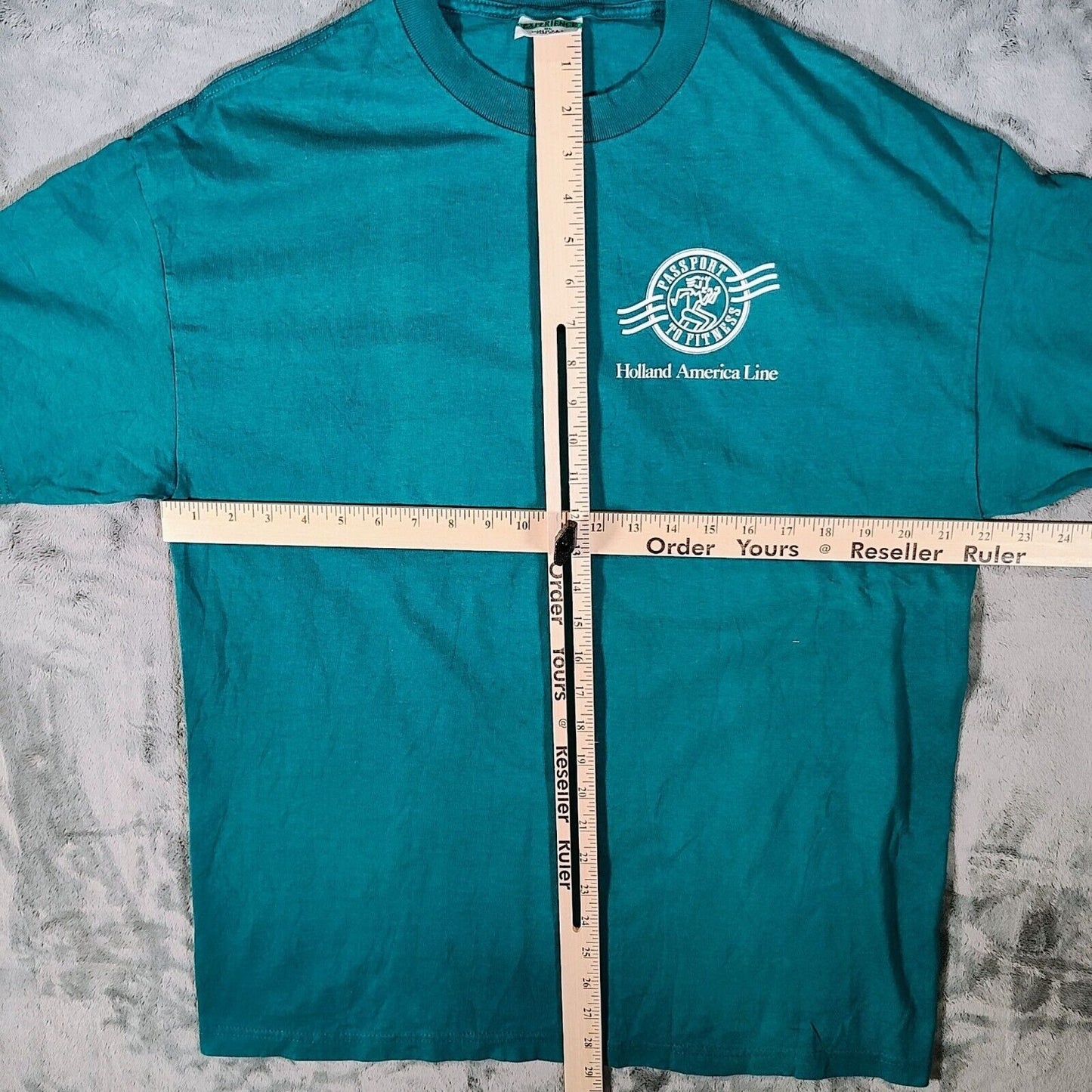 Vintage 1990s Holland America Line "Passport To Fitness" Graphic T-Shirt (L)