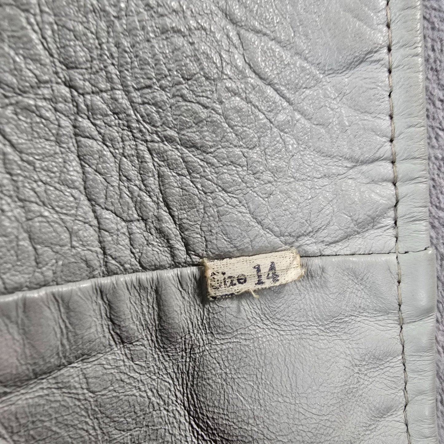 Distressed Vintage 1970s Women's Light Gray Double Breasted Belted Car Coat (S)