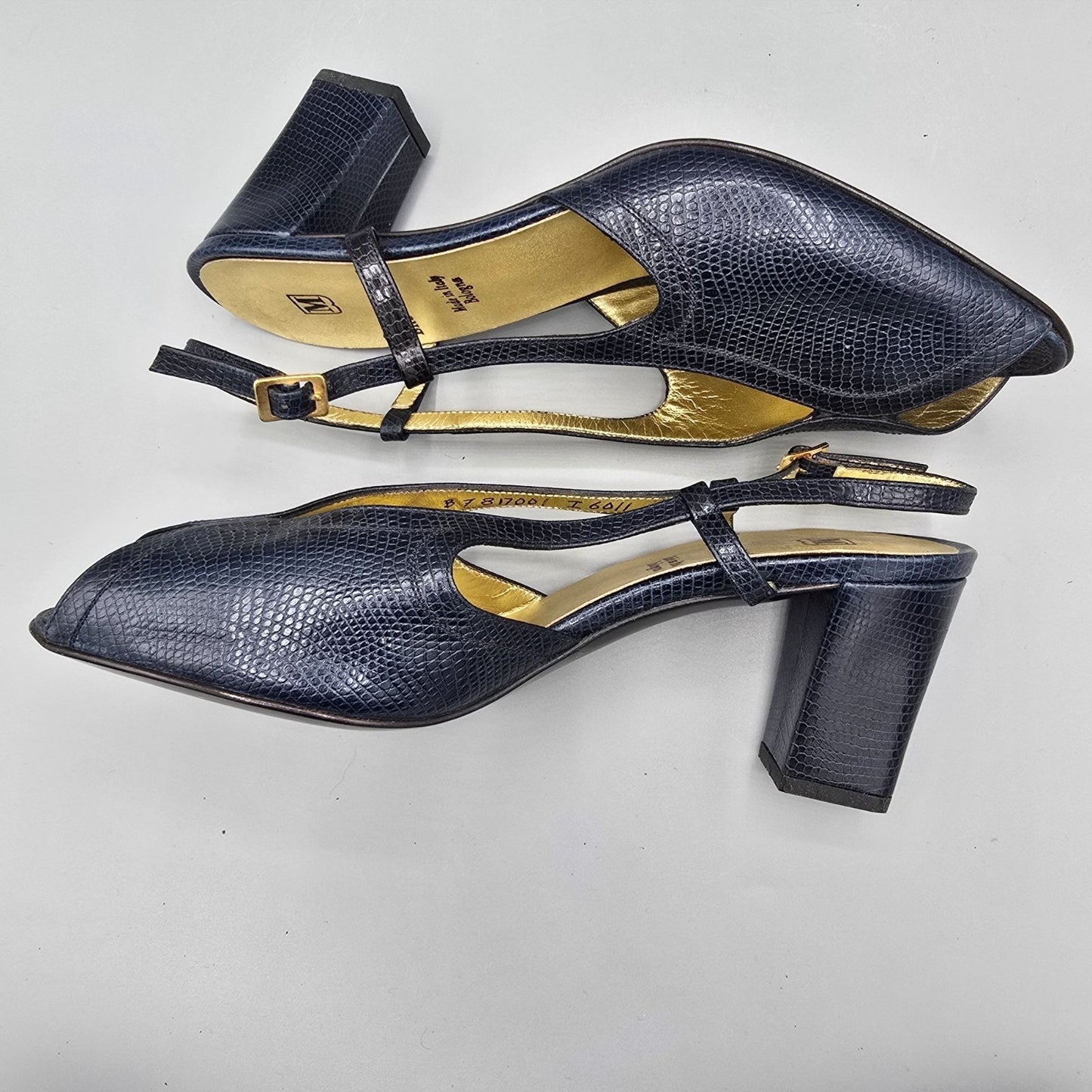 Vintage 1980s Bruno Magli Navy Lizard-Embossed Leather Peep-Toe Slingbacks (7B)