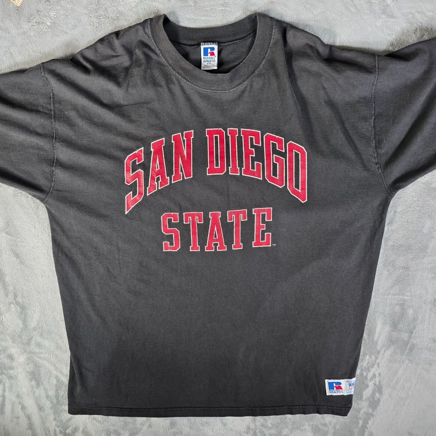 Vintage 1990s Russell Athletic San Diego State University Black T-Shirt (XXL)