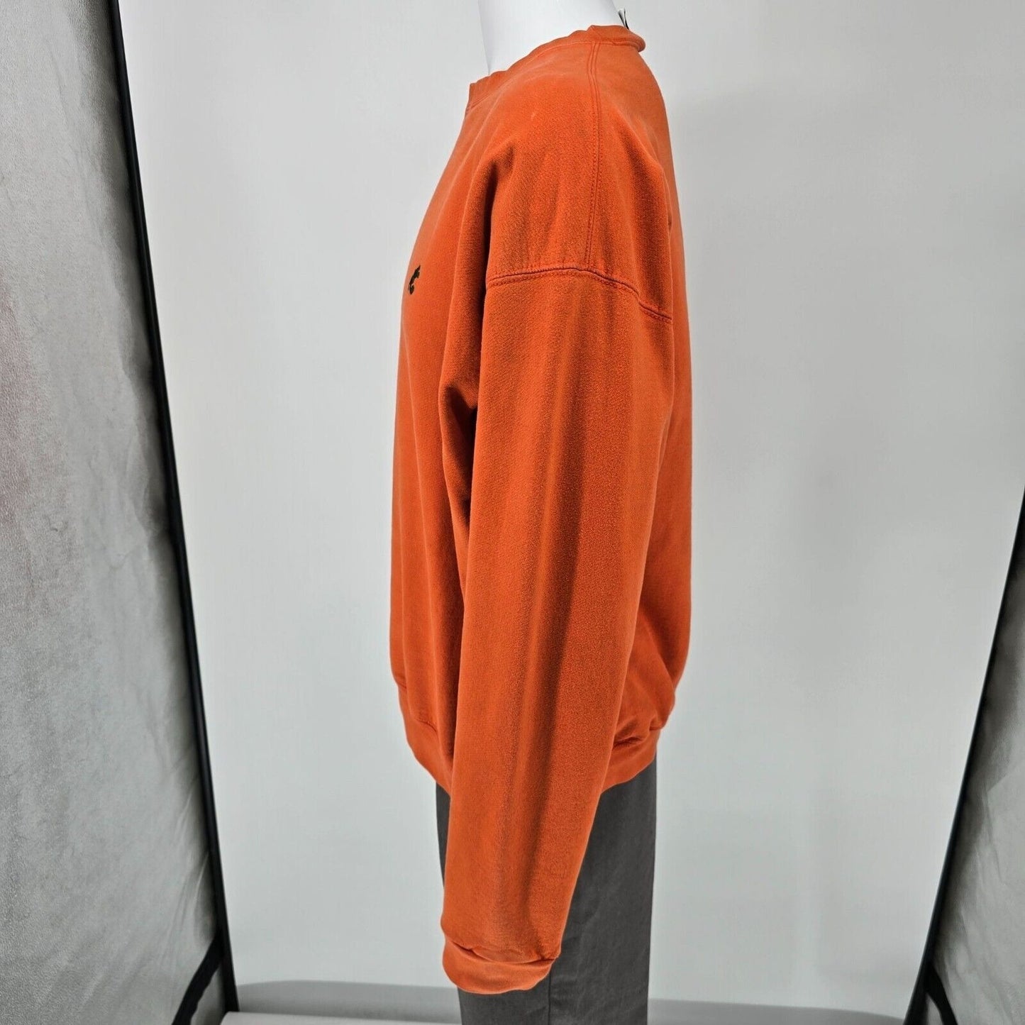 Vintage Y2K Walt Disney World Orange Mickey Mouse Embroidered Sweatshirt (L)