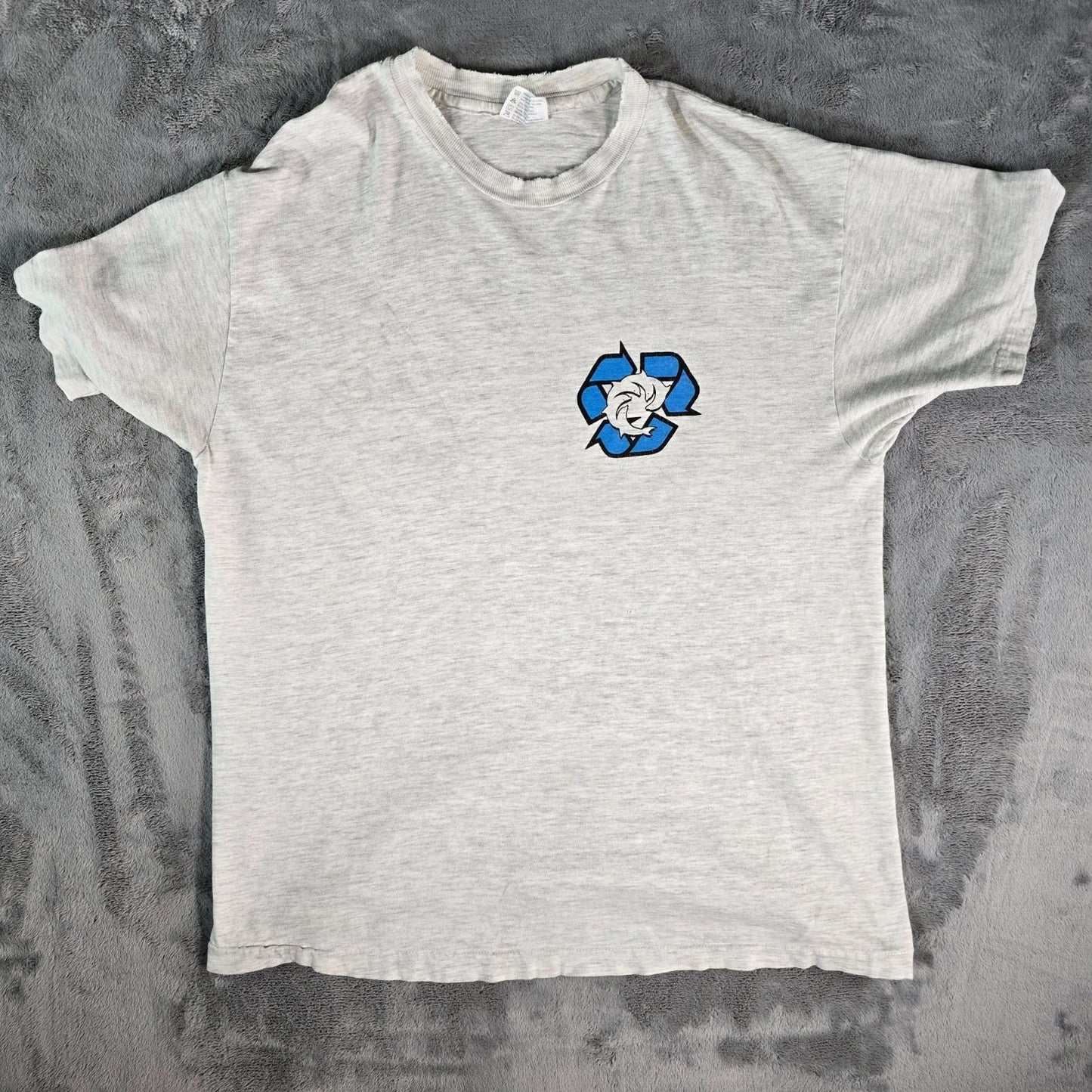 Vintage 1990s Hanes Beefy-T Dolphin Recycle Surf Graphic Made in USA T-Shirt (L)