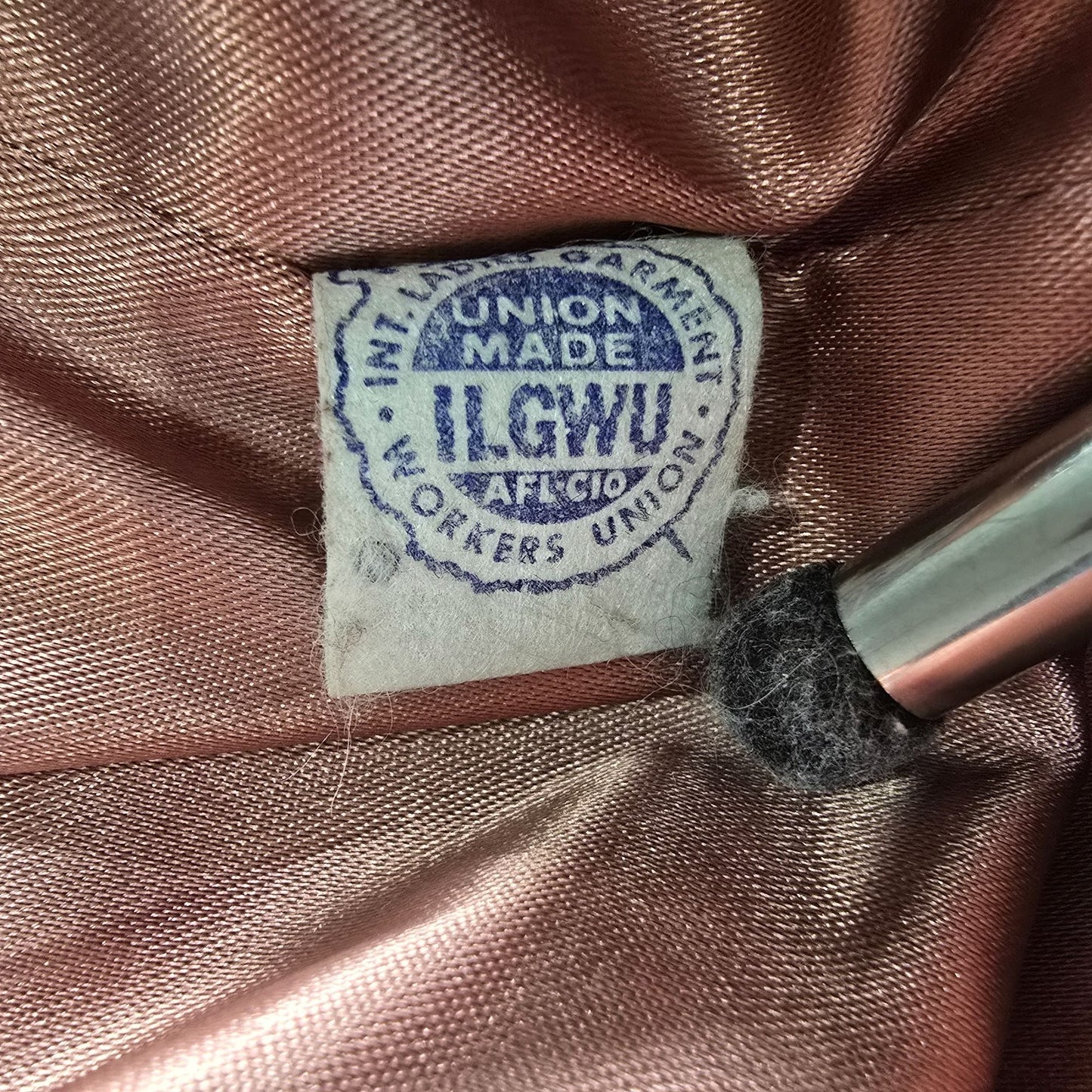 Vintage 1960s Unbranded Women's ILGWU Union Made Camel Suede Mod Car Coat (S/M)