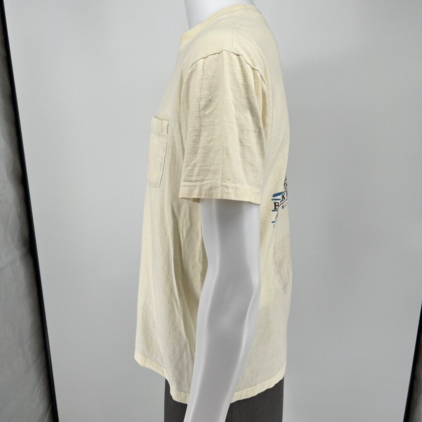 Vintage 1980s Buzzard's Bluff Wolverton Mountain Arkansas Pocket T-Shirt (M)