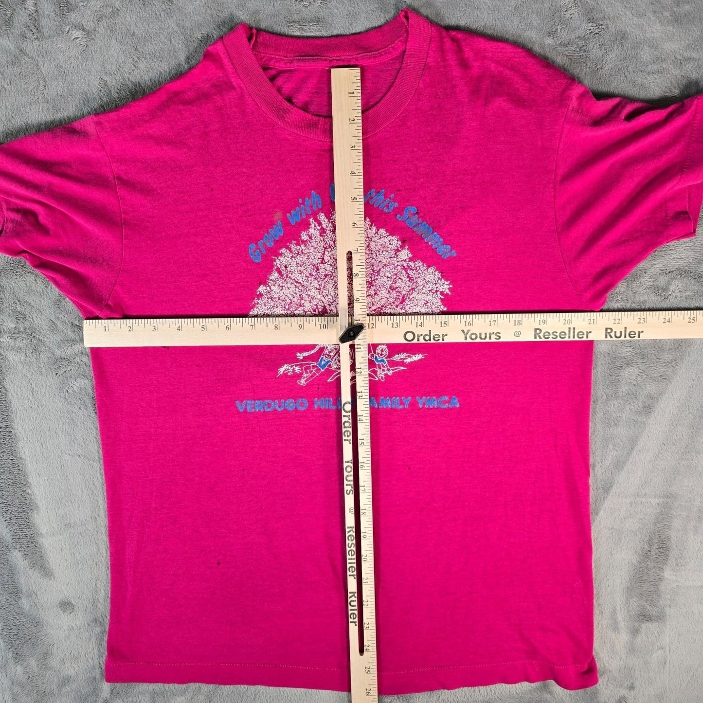 Thrashed Vintage 1980s Verdugo Hills Family YMCA Soft & Thin Magenta T-Shirt (L)