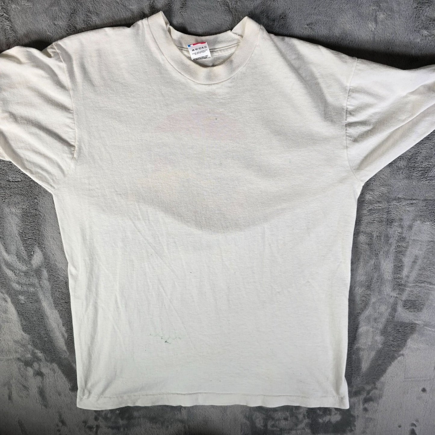 Vintage 1990s Fruit of the Loom Pepsi Surfing Back Graphic White T-Shirt (M/L)