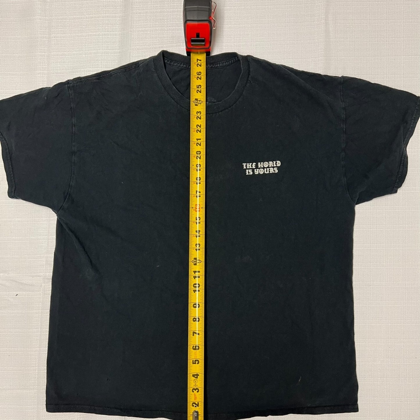 Black Franchise Los Angeles "The World is Yours" Dragon Graphic T-Shirt (Large)