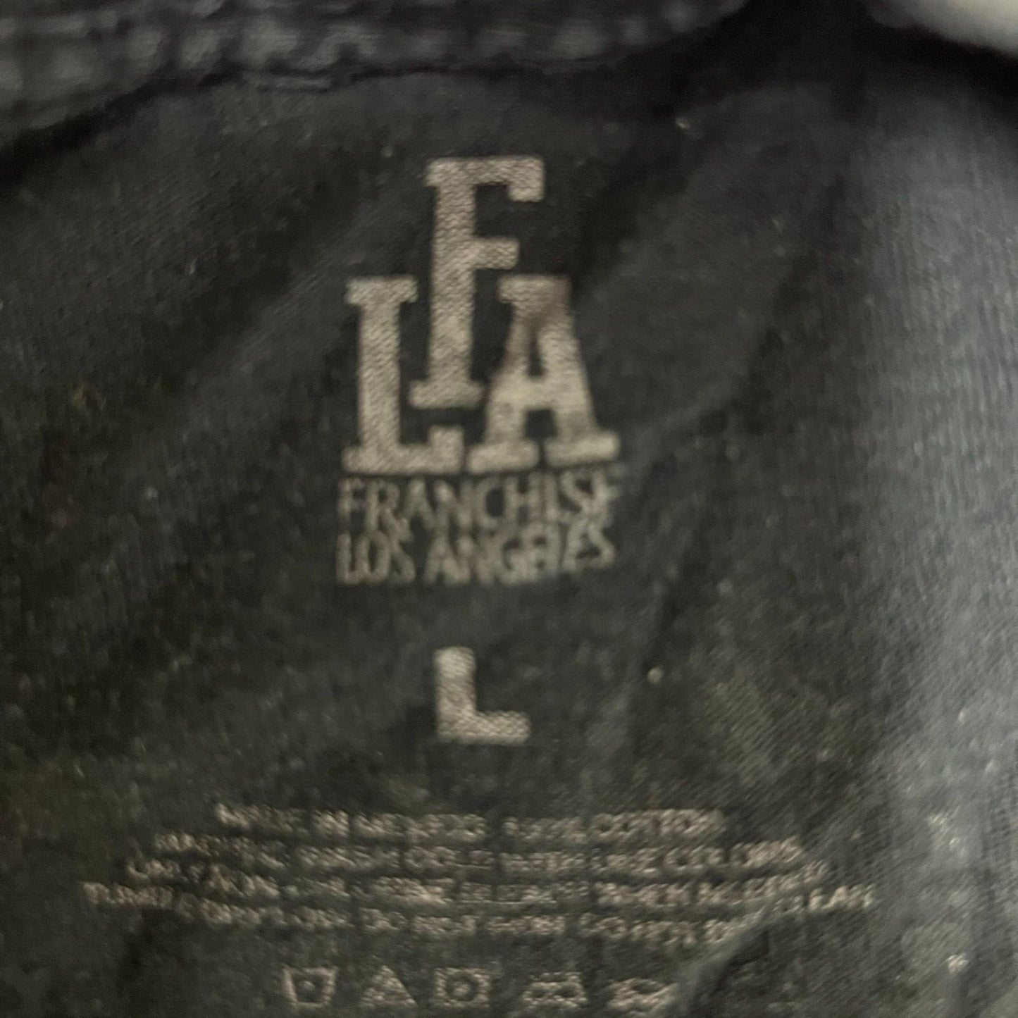 Black Franchise Los Angeles "The World is Yours" Dragon Graphic T-Shirt (Large)