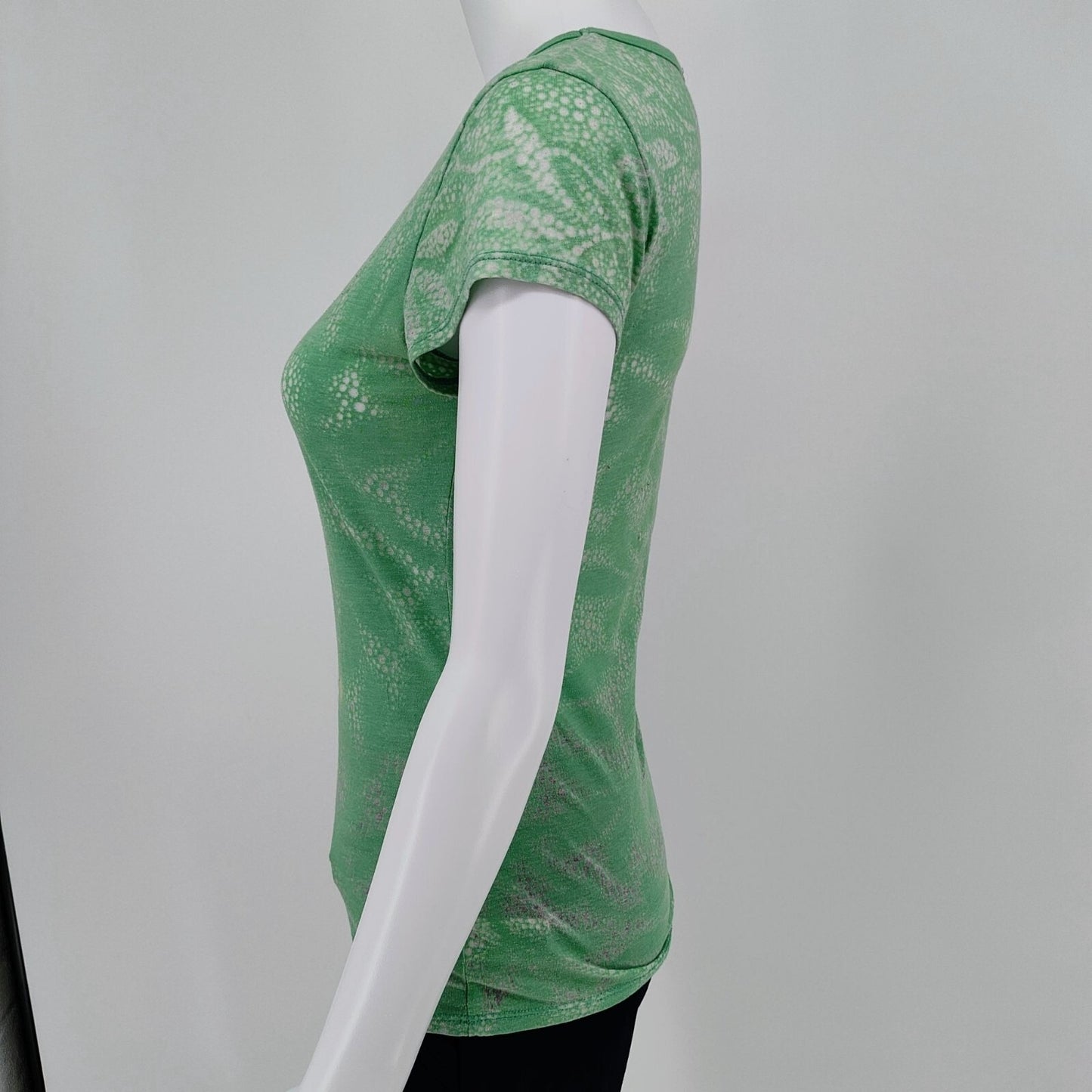 Tahari Green Translucent Scoop Neck Short Sleeve Patterned Top (XS) -Fair Cond.