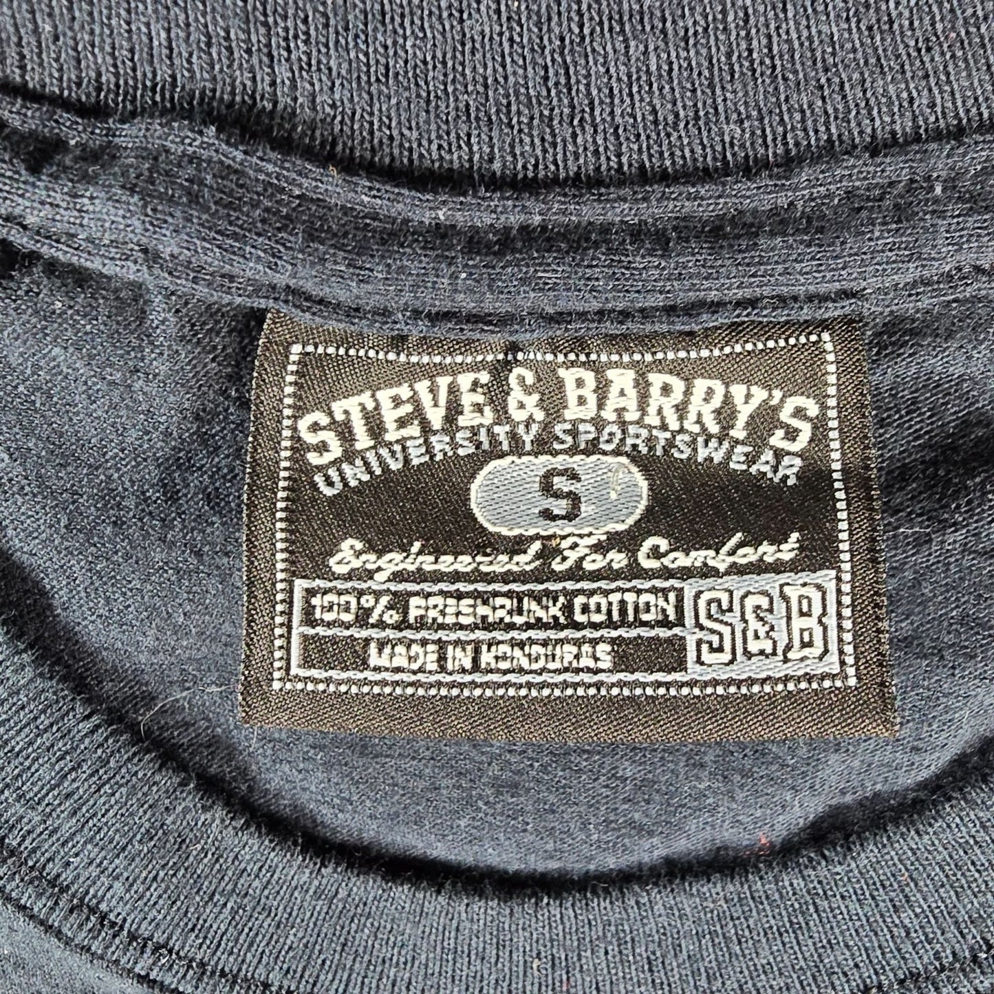 Vintage 2000s Steve & Barry's Distressed American Flag Graphic T-Shirt (S)