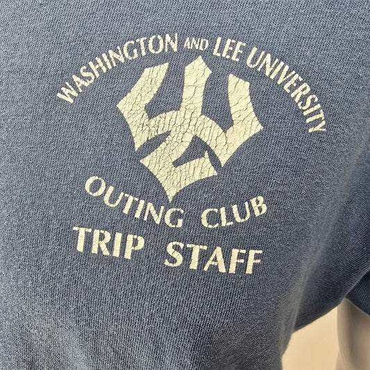 Vintage Y2K Washington and Lee University Outing Club Trip Staff T-Shirt (L)