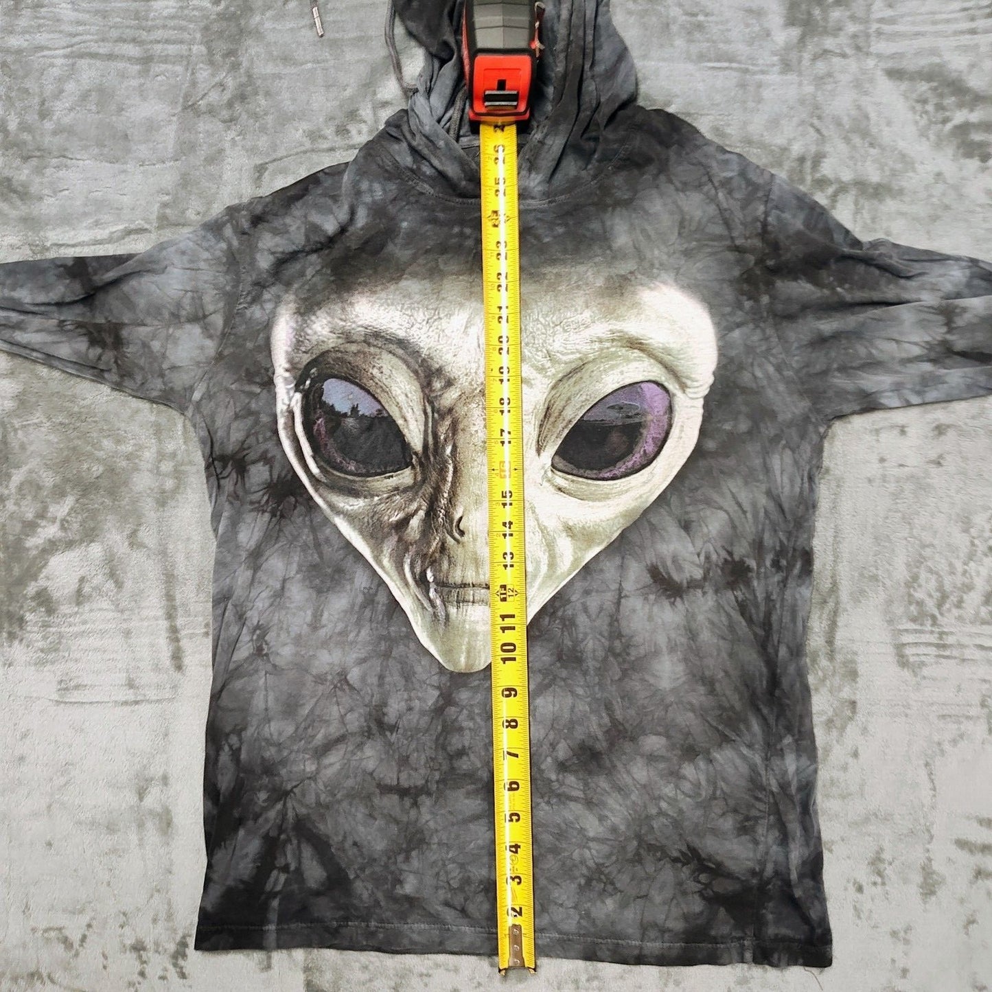 The Mountain Tie-Dye Alien Invasion Roswell, New Mexico Hooded T-Shirt (Medium)