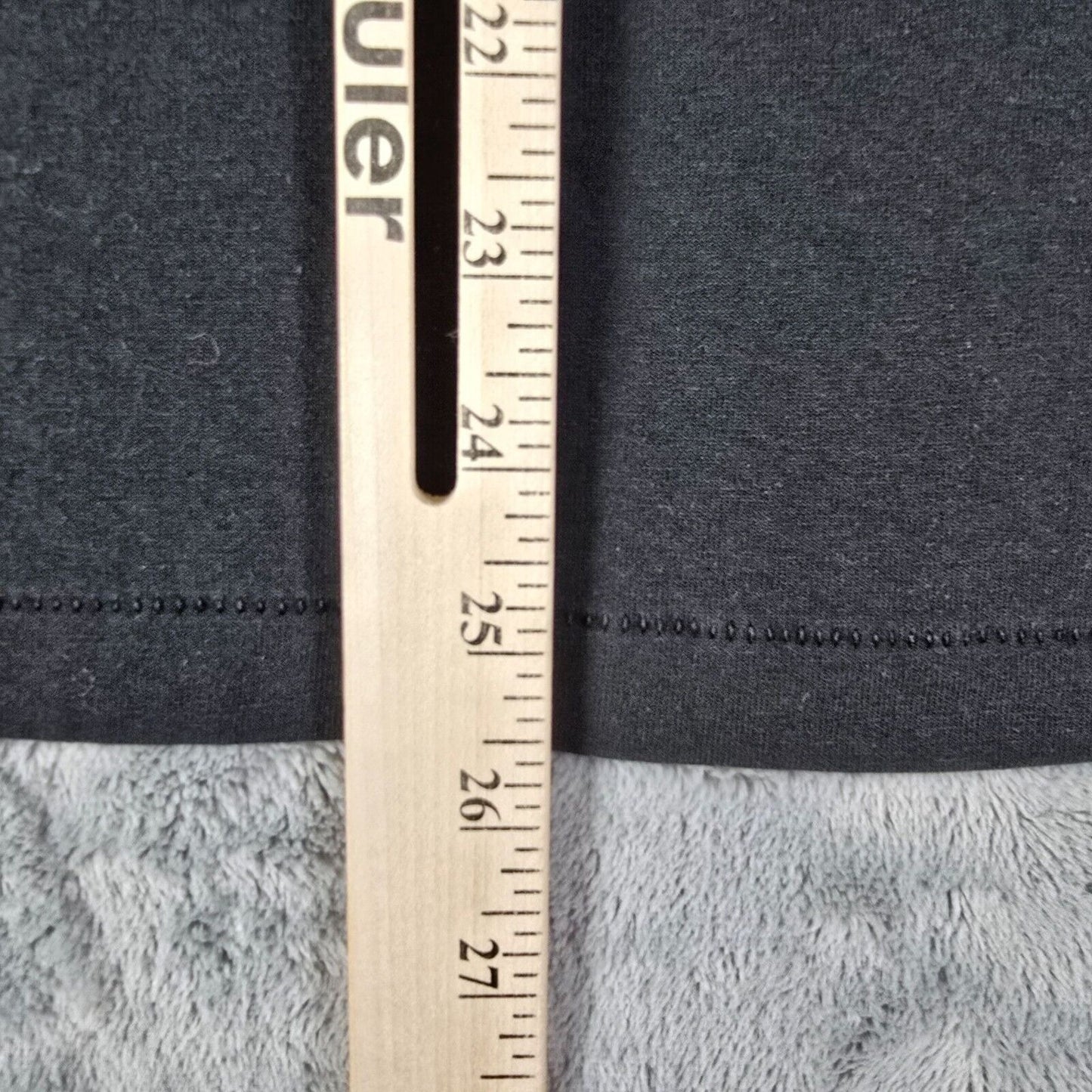 Vintage 1990s Whistler Skiing Tree Skier Graphic Black Short Sleeve Shirt (M/L)