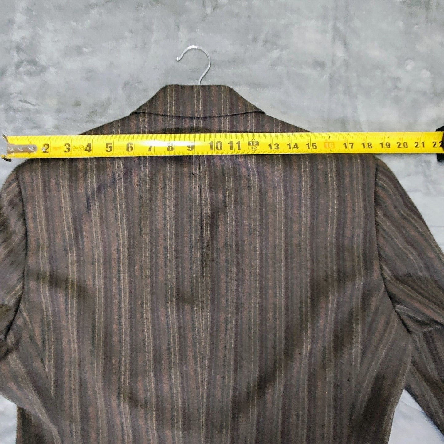 Hugo Boss Made in USA Brown, Red, and Yellow Striped Sport Coat (42R) *FLAWS*