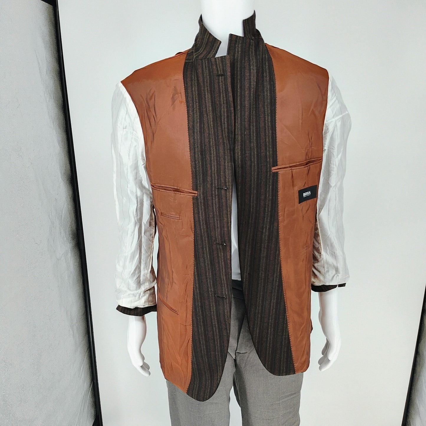 Hugo Boss Made in USA Brown, Red, and Yellow Striped Sport Coat (42R) *FLAWS*
