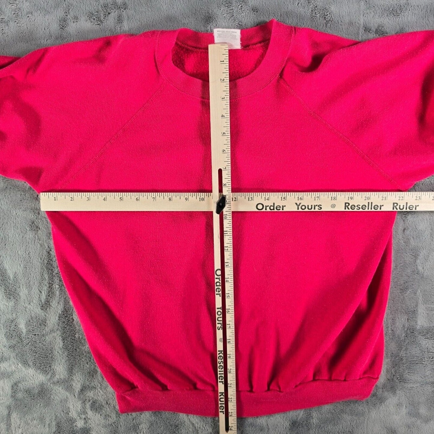 Vintage Distressed 1980s J.E. Morgan Fleecewear Raglan Pink Sweatshirt (M)