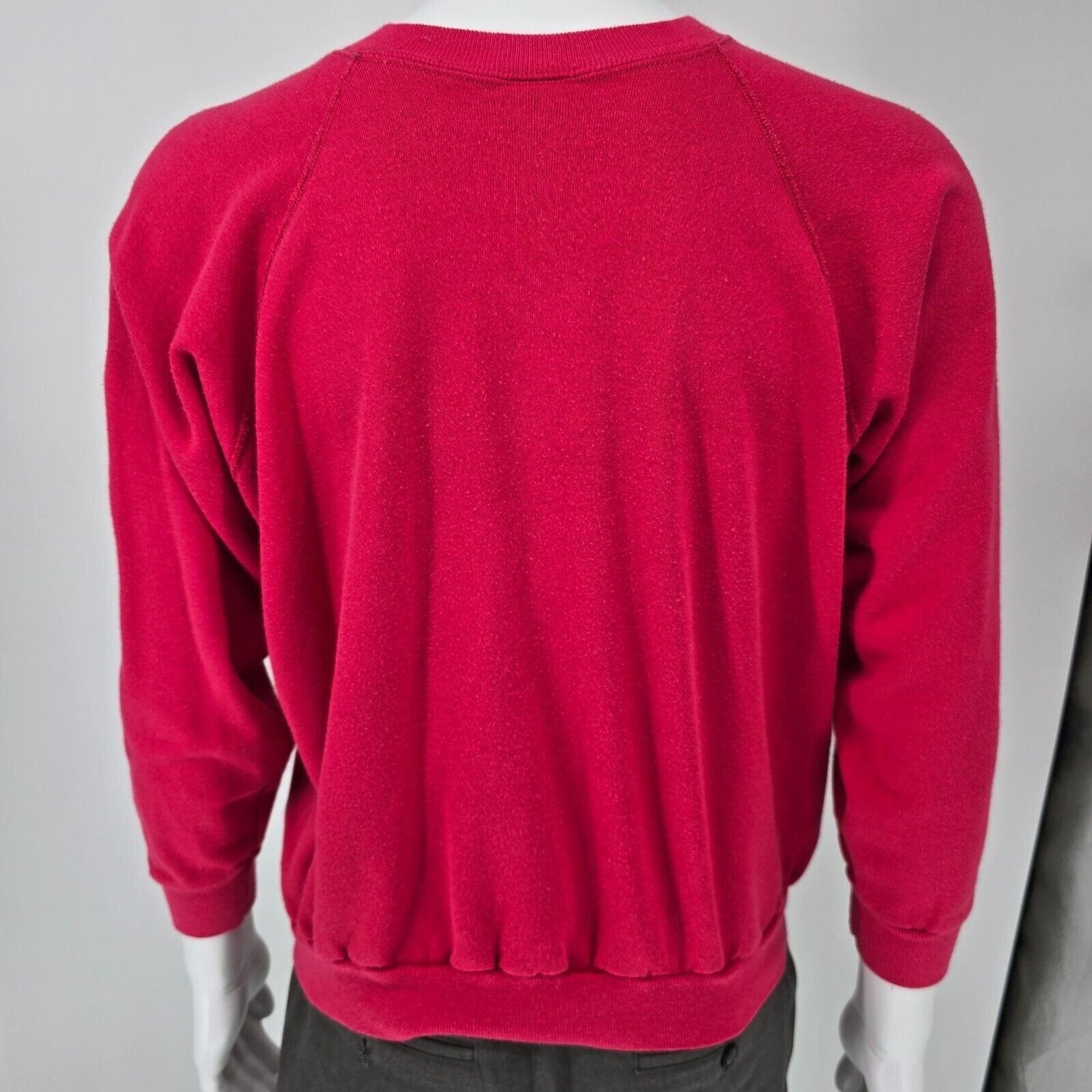 Vintage Distressed 1980s J.E. Morgan Fleecewear Raglan Pink Sweatshirt (M)