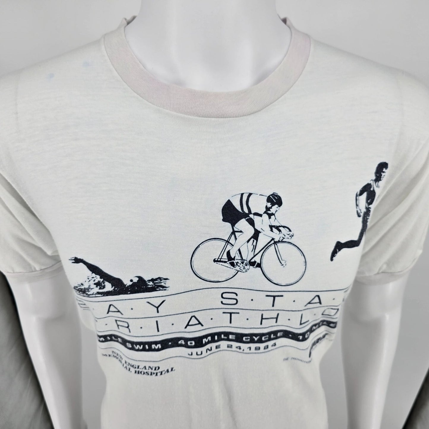 Vintage Screen Stars 1984 White Bay State Triathlon "Official CYRK" T-Shirt (M)