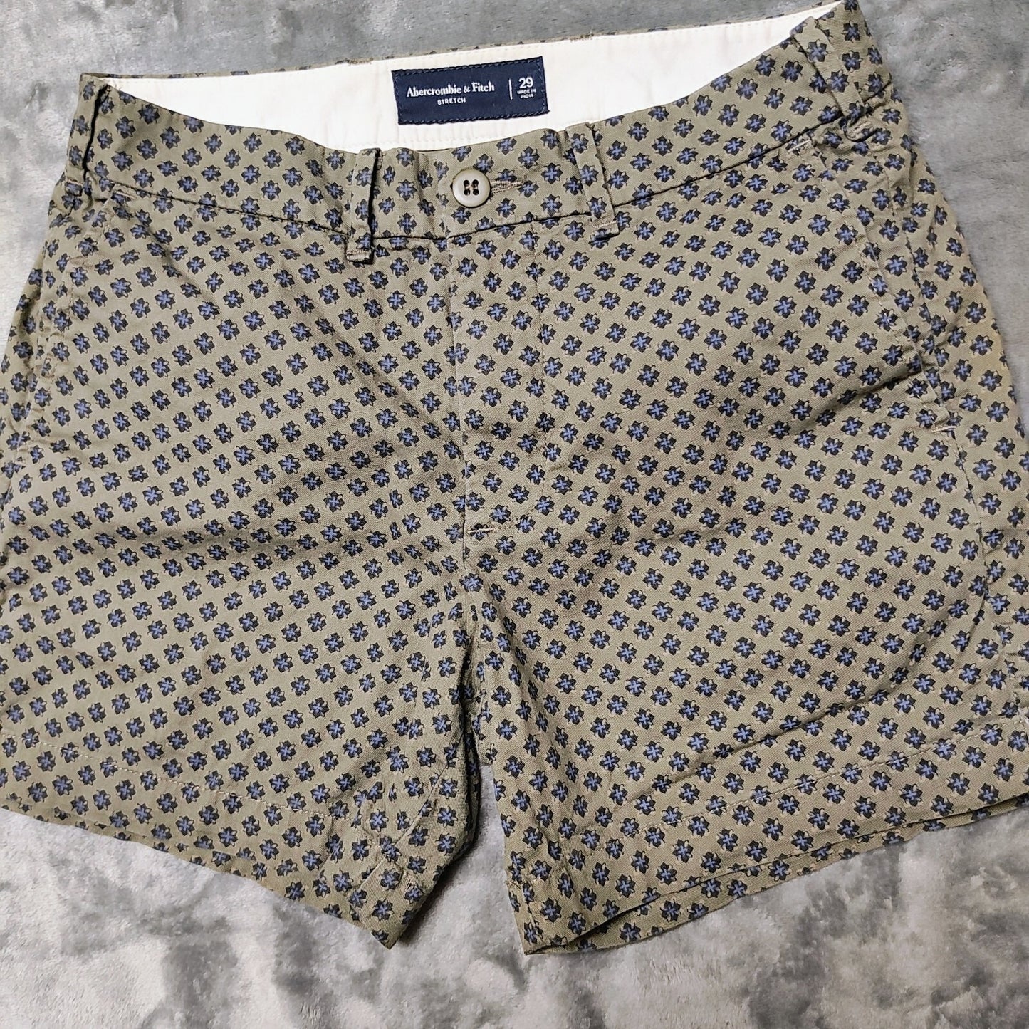 Abercrombie & Fitch Stretch Patterned Shorts 5.5" Inseam (Size 29)