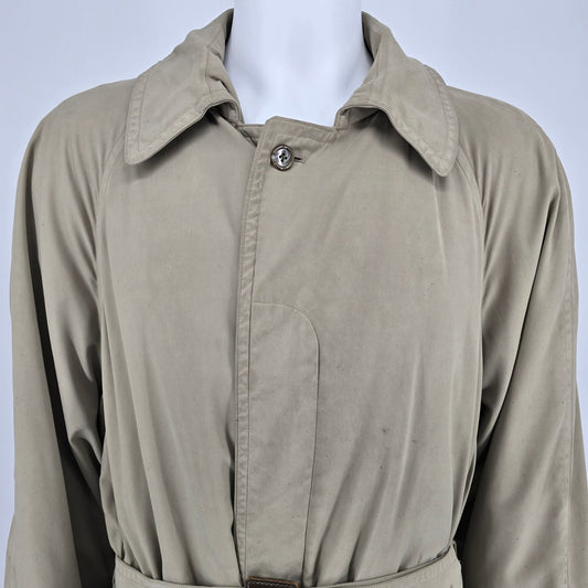 Vintage 1990s Hemingway Classic "Weathers the Storm" British Trench Coat (M)