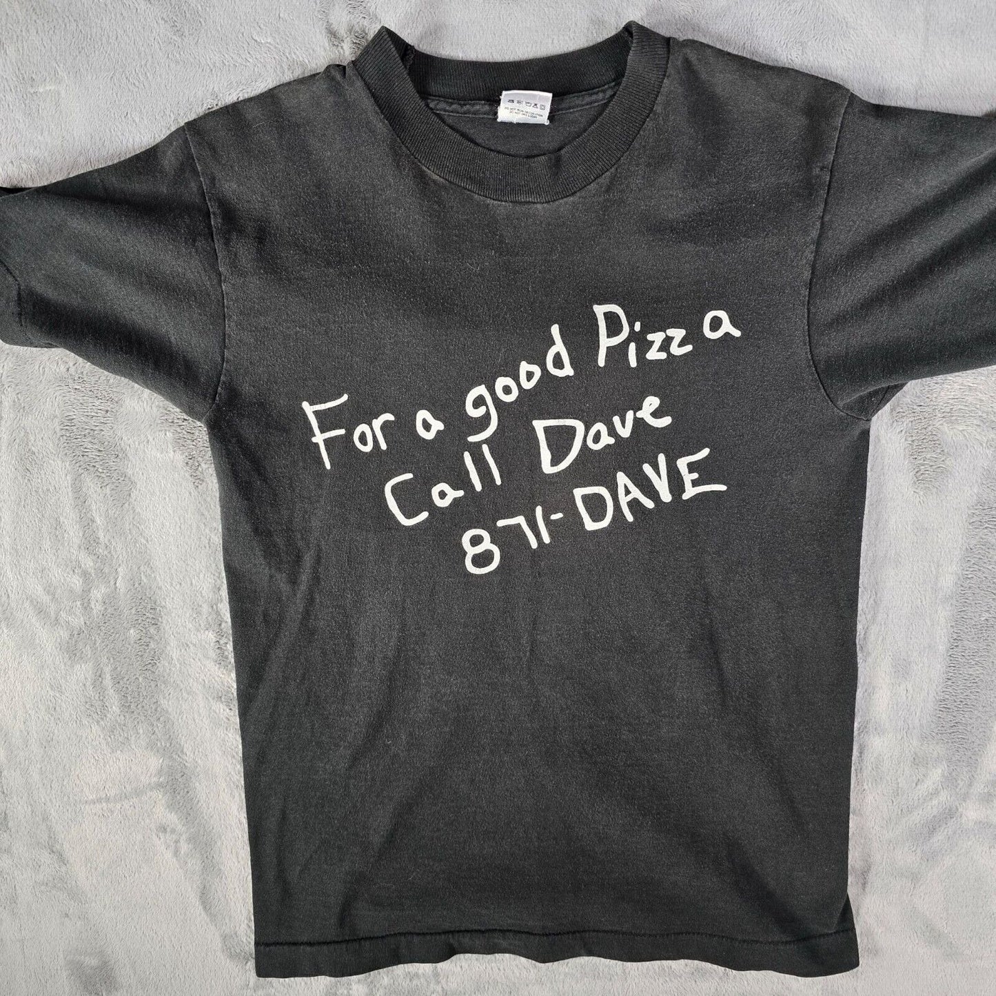 Vintage 1990s Dave's Pizza "For a Good Pizza Call Dave 871-DAVE" T-Shirt (XS)