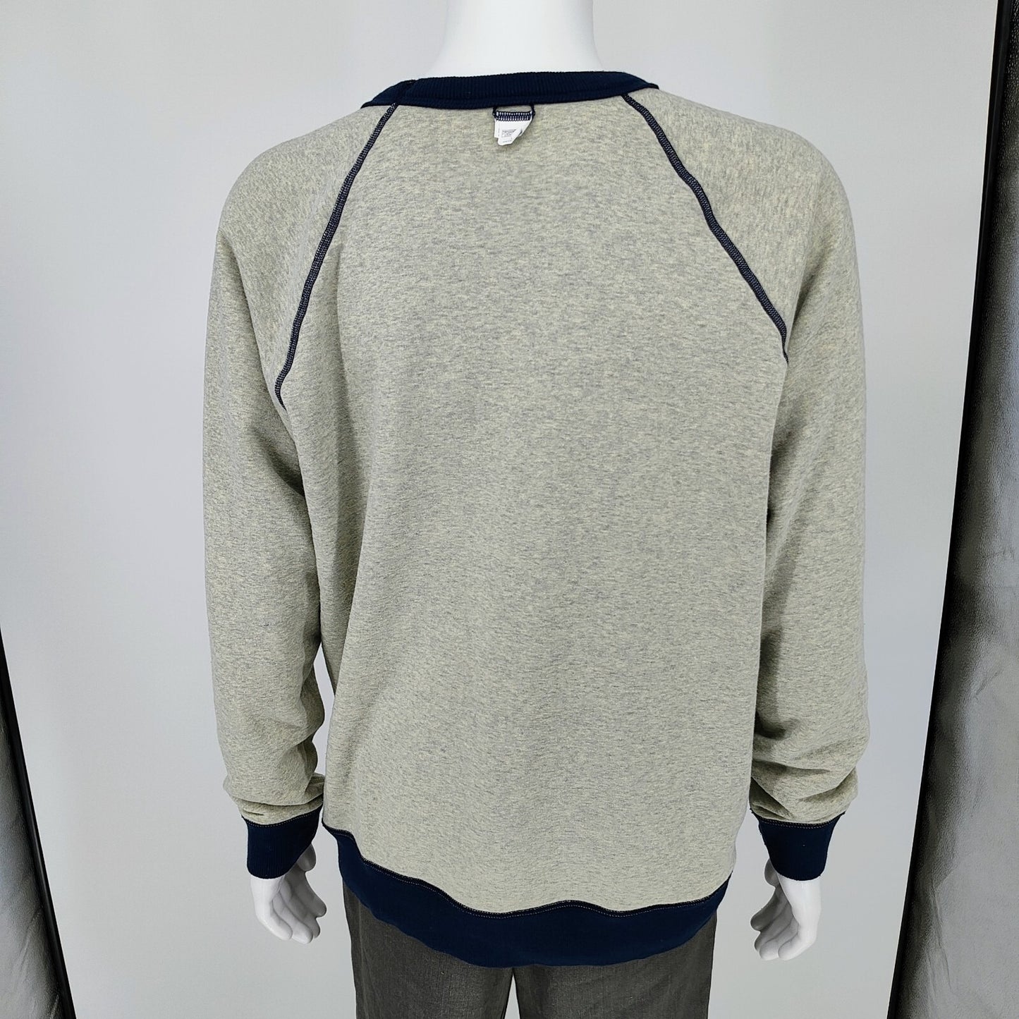 Patagonia Men's Reversible Sherpa Crew Neck Sweater Oatmeal/Navy (Large)