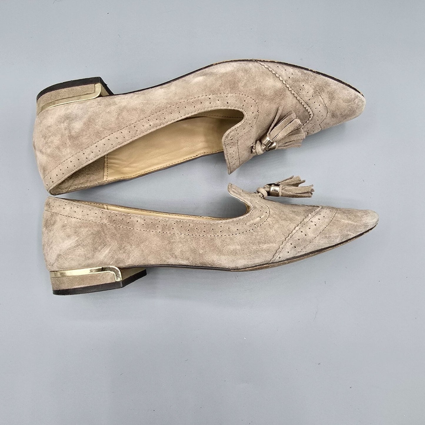 Vince Camuto Rizell Taupe Suede Pointed Toe Tasseled Slip on Loafers (7.5M)