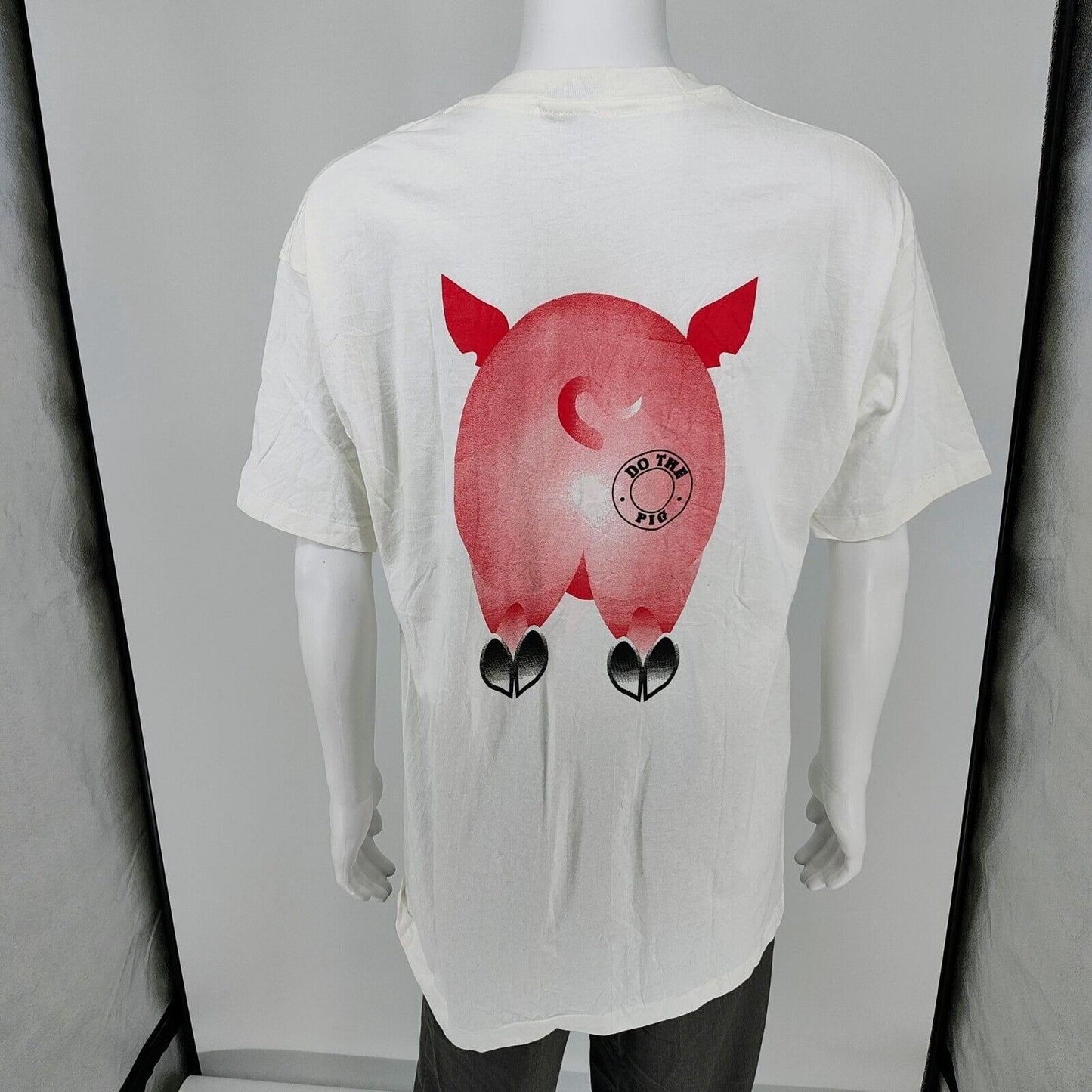 Vintage 90s Single-Stitch Hanes Beefy-T "Do The Pig" White Graphic T-Shirt (XL)