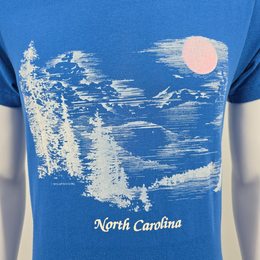 Vintage 1980s Selec-T/Air Waves North Carolina Moon Graphic Souvenir T-Shirt (S)