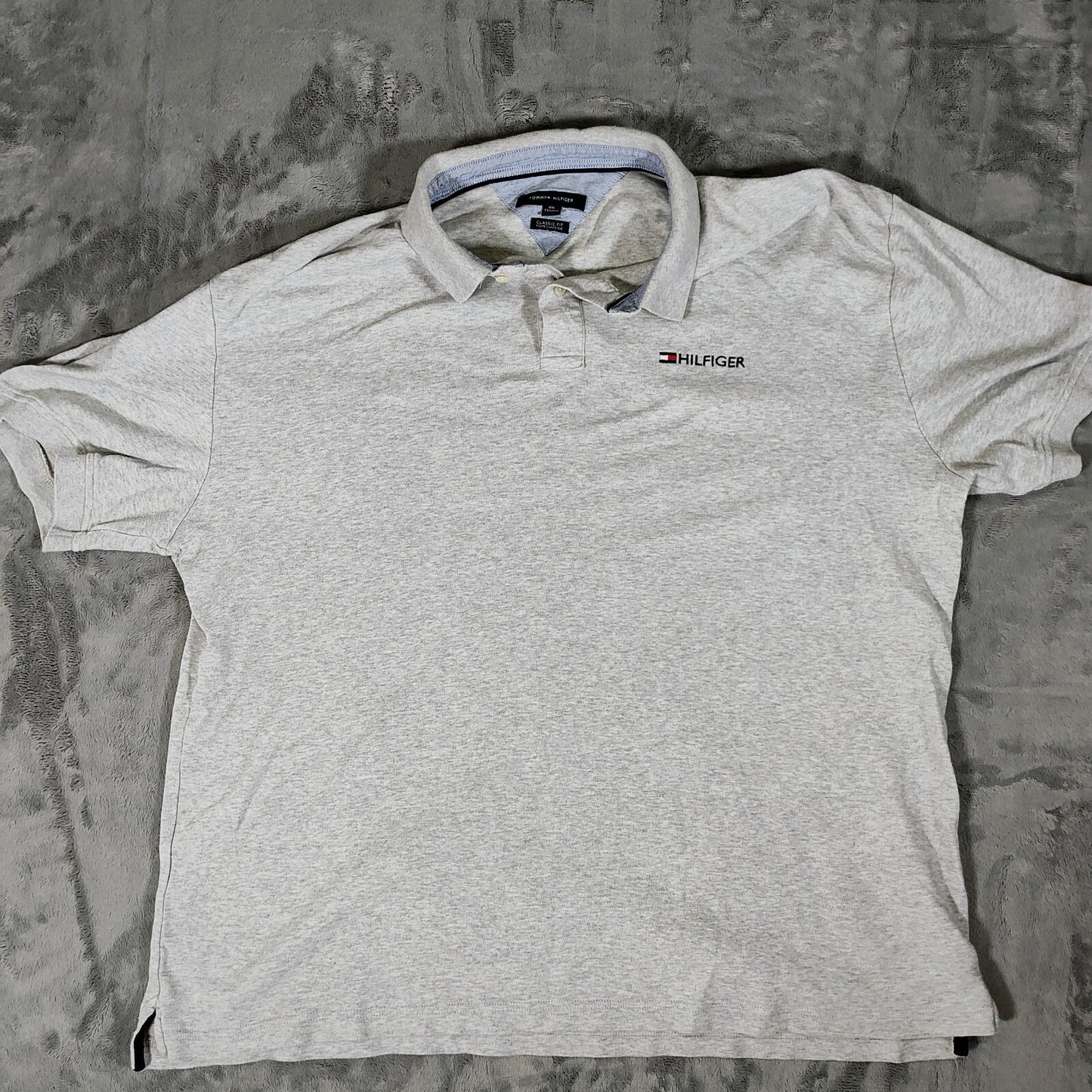 Tommy Hilfiger Classic Fit Two Button Hilfiger Name Logo Gray Polo (XXL)
